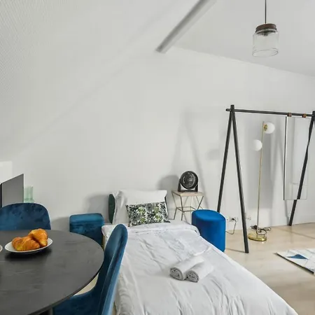 Bnbnook - Cozy - Walk To Notre-dame & Seine Appartamento *